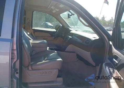 2007 Chevrolet Suburban 1500 Lt z USA, uszkodzony, nr VIN 1GNFK16387J219280